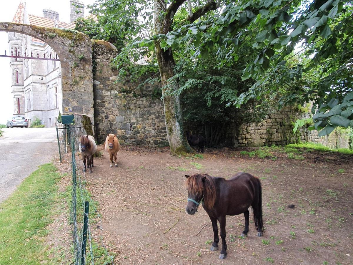 Chateau Moncassin Leyritz-Moncassin Exterior foto